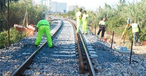 Instalación tercer hilo en la entrada al puerto de Tarragona