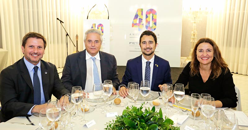 Josep Andreu (Puerto de Tarragona), Enric Ticó (Feteia), Damià Calvet (consejero de Territorio) y Mercè Conesa (Puerto de Barcelona).