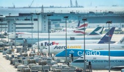 El aeropuerto internacional de Hong Kong lideró la clasificación mundial de carga aérea el pasado año, con 4,93 millones de toneladas.