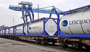 El transporte de productos químicos es una de las especialidades de la alemana Leschaco.