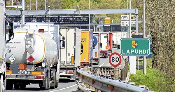 El conflicto en Francia hace un roto al transporte español