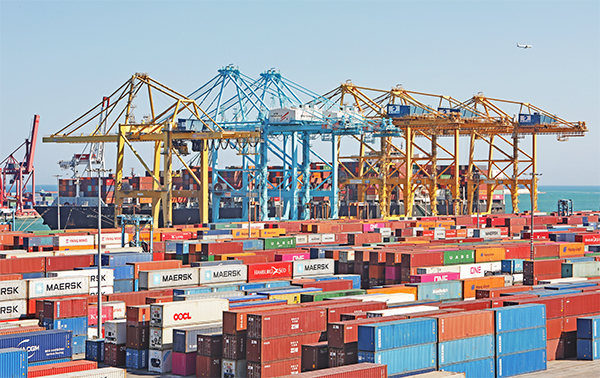 IFS es uno de los principales consolidadores neutrales en España, con una actividad muy centrada en los puertos de Barcelona y Valencia.