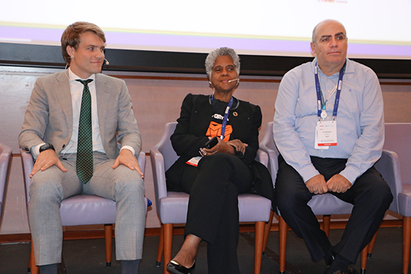 Ronald Veldman, Genevieve Leveille y José Manglano.