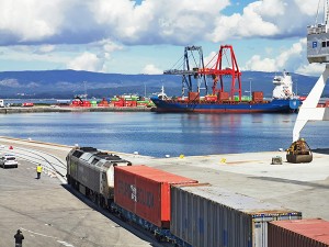 La terminal de Boluda en Vilagarcía elevó un 20 por ciento su mercancía.