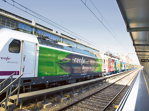 Renfe Mercancías ha vendido el 66 por ciento de Logirail a otras dos filiales de la pública. 