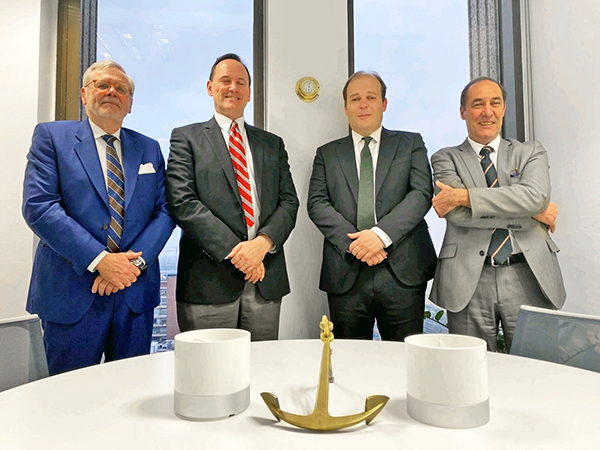 Peter Albeck, director de la línea Calabar de Marguisa, George M. Donaldson, CEO de Navigator Shipping, Francisco Durán, director general de Marguisa y Federico Barreras, adjunto a la dirección general de Marguisa.