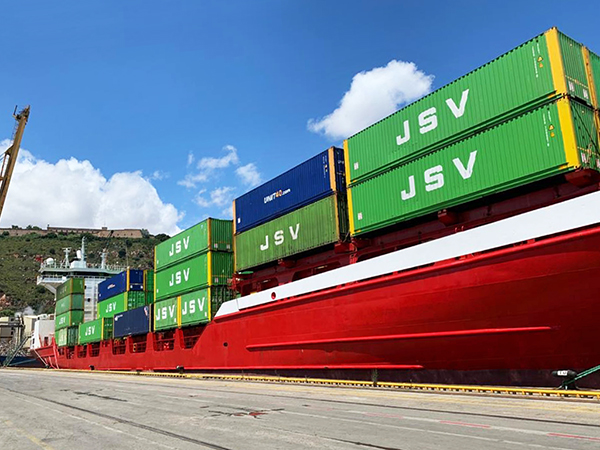 Escala del buque el pasado día 8 en APM Terminals Barcelona.