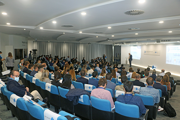 La sede de la Cámara de Comercio de Valencia en Paterna acogió el V Congreso con una alta participación presencial y online.