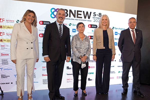 Teresa Cunillera presidió el acto de inauguración.