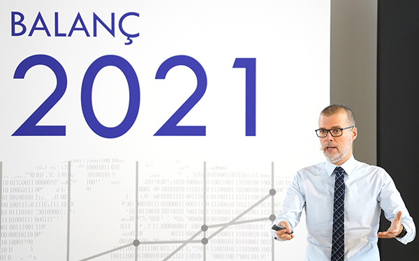 Josep Maria Cruset presentando ayer los resultados.