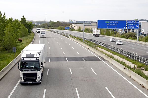 Desde el sector también se reclama más inversión en la mejora de carreteras. 