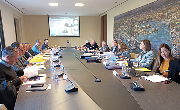 Imagen del consejo de administración del puerto de Valencia, en su sesión de ayer 24 de enero.