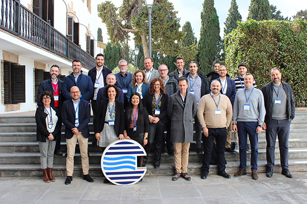 Participantes de la jornada celebrada ayer.