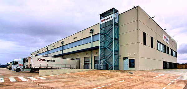 Fachada del nuevo centro de XPO en Alicante.