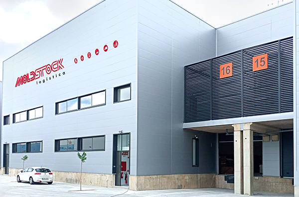 Nuevo centro logístico de Moldstock en Torrejón de Ardoz (Madrid). 