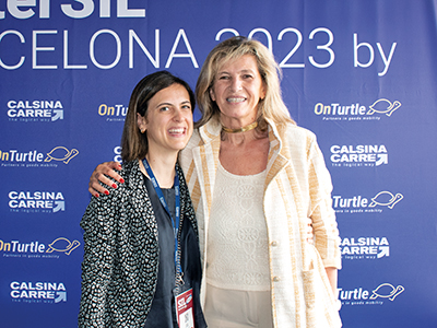 Alba Carré (Calsina Carré), y Marta Fábregas (OnTurtle), en un evento en el marco del SIL. 