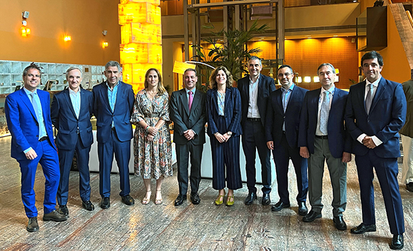 Manu Pérez Riveras (SLP), Jose María Gil Elejoste (ACBE), Gerardo Toro (Toro y Betolaza), Elvira Gallego (CSP), Juan de Castro (Pérez y Cía), Virginia Navarro (CMA CGM), Arrizen Bilbao (Bergé), Gorka Zabala (Toro y Betolaza), Pedro Medrano (Vasco Catalana) y Josu Iturri (Marítima del Mediterráneo).