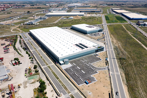 Vista aérea de la nueva plataforma logística de 36.500 metros cuadrados de Mountpark en Plataforma Central Iberum en Illescas (Toledo). 