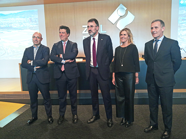 Representantes del puerto de Barcelona, con Lluís Salvado, de Merlin Properties, con Ismael Clemente, y el director general de Cilsa, Jordi Guerrero.