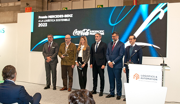 Coca-Cola Europacific Partners recibió el premio UNO a la Logística Sostenible 2023. 