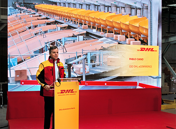 El director general mundial de DHL eCommerce, Pablo Ciano, durante la inauguración. 