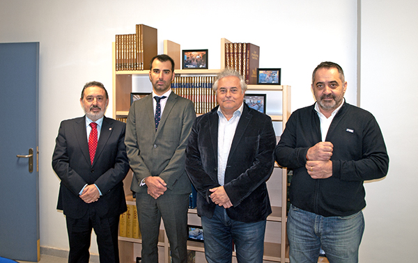 Diego Romero, vicepresidente de la Comisión de Aduanas de Feteia; Martín Fernández, secretario técnico de Feteia; Enric Ticó, presidente de Feteia; y Juan Uhia, presidente de la Comisión de Aduanas de Feteia. 