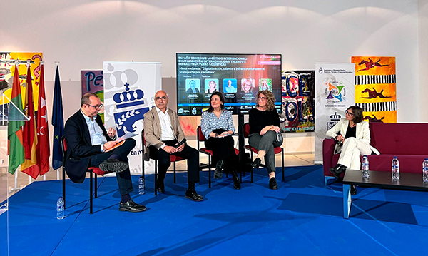Carlos Sánchez (Transporte XXI), Joaquín Prado (In Side Logistics), Dolores González (Octopus Energy España), Marta Delgado (Adding Plus) y Nuria Fuentes (Melyt).