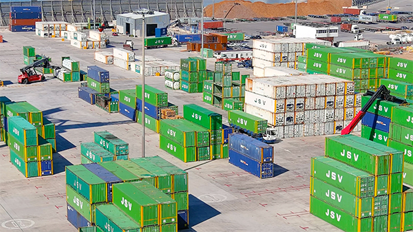 Imagen de la terminal de JSV en el Puerto de Alicante.