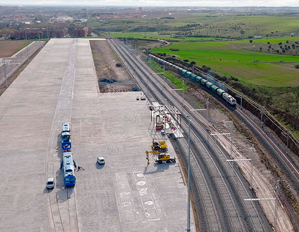 La nueva plataforma intermodal cuenta con 88.000 metros cuadrados de superficie.