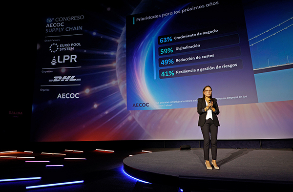 María Tena, directora de Logística y Transporte de Aecoc, durante su intervención. (Foto: Aecoc)